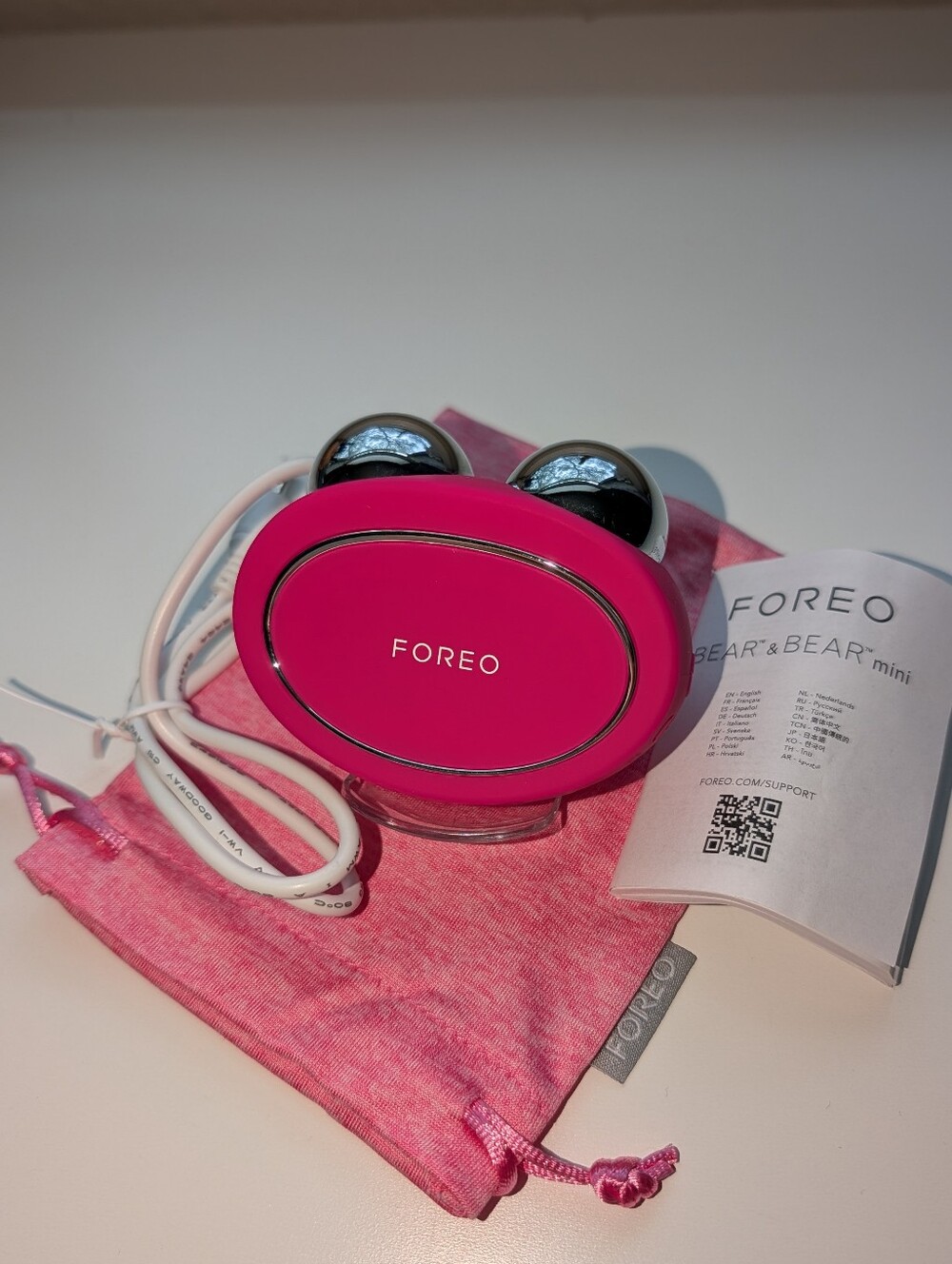 FOREO Bear Microcurrent Facial Toning Device - Fuchsia Pink